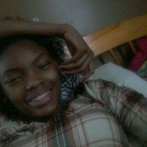 Meet your Posher, Shakira